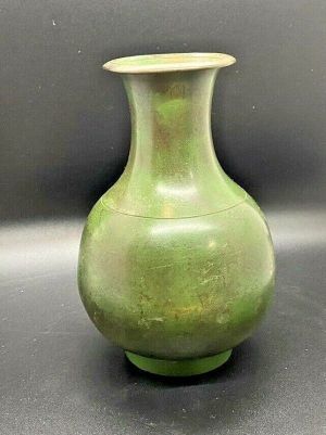 Green Vessel of Tranquility